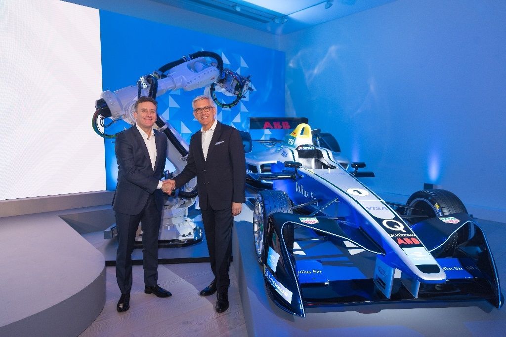 Handshake_between_Ulrich_Spiesshofer_-_ABB_CEO_-_and_Alejandro_Agag_-_founder_and_CEO_of_Formula_E